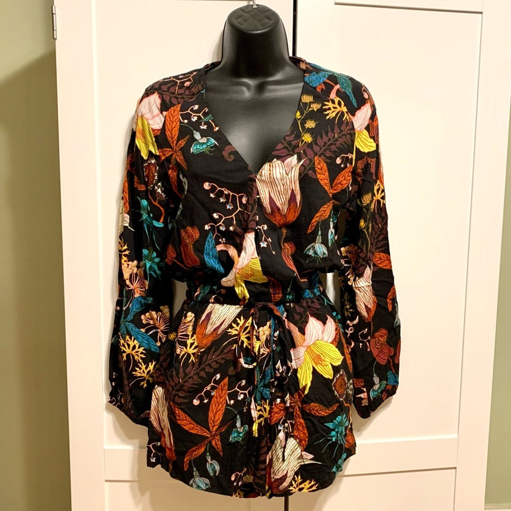 NEW with tags! H&M Floral Long Sleeve Shorts Romper Sz 6